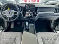 2026 Volvo XC60 B5 AWD Inscription Luxury Edition — миниатюра 8