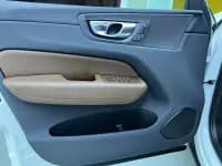 2022 Volvo XC60 B5 AWD Inscription Luxury Edition — миниатюра 15