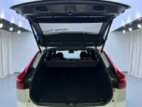 2022 Volvo XC60 B5 AWD Inscription Luxury Edition — миниатюра 23