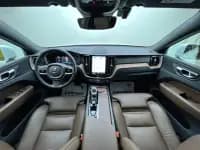 2022 Volvo XC60 B5 AWD Inscription Luxury Edition — миниатюра 9