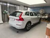 2025 Volvo XC60 B5 AWD Inscription Luxury Edition — миниатюра 13
