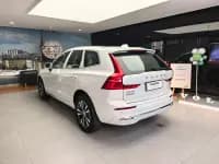 2025 Volvo XC60 B5 AWD Inscription Luxury Edition — миниатюра 14