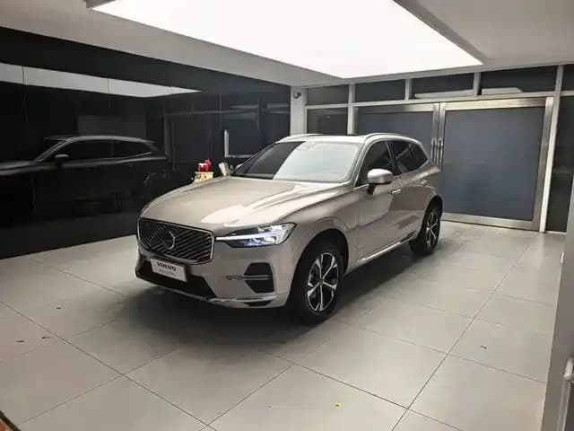 2026 Volvo XC60 B5 AWD Inscription Luxury Edition