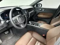 2024 Volvo XC60 B5 AWD Inscription Luxury Edition — миниатюра 6