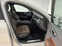 2025 Volvo XC60 B5 AWD Inscription Luxury Edition — миниатюра 24