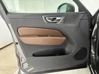2025 Volvo XC60 B5 AWD Inscription Luxury Edition — миниатюра 10