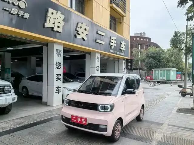 Hongguang MINIEV 2022 Macaron Premium Edition (Lithium Iron Phosphate)