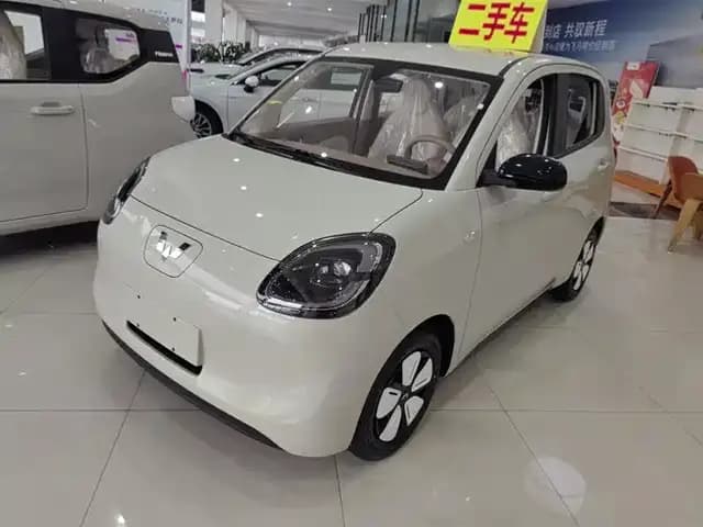 Hongguang MINIEV 2025 Four-Door Advanced Model