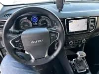 D-MAX Off-Road RV 2023 Model 1.9T Diesel Version — миниатюра 11