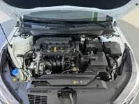 Hyundai Elantra 2022 1.5L CVT GLX Elite Edition — миниатюра 17