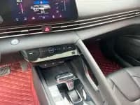 Hyundai Elantra 2021 1.5L CVT LUX Premium Edition — миниатюра 14