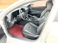 Hyundai Elantra 2021 1.5L CVT LUX Premium Edition — миниатюра 10