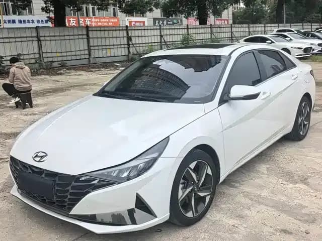 2022 Hyundai Elantra 1.5L CVT GLS Leading Edition