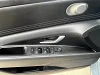 Hyundai Elantra 2022 1.5L CVT GLX Elite Edition — миниатюра 9