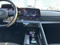 Hyundai Elantra 2021 1.5L CVT LUX Premium Edition — миниатюра 12