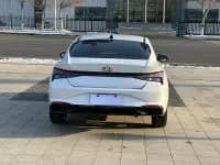 Hyundai Elantra 2021 1.5L CVT LUX Premium Edition — миниатюра 5