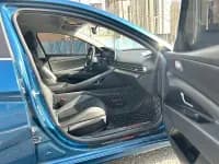 2021 Hyundai Elantra 1.5L CVT GLS Leading Edition — миниатюра 3