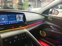 Hyundai Elantra 2022 1.5L CVT LUX Premium Edition — миниатюра 9