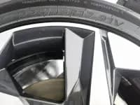 Hyundai Elantra 2021 1.5L CVT LUX Premium Edition — миниатюра 24