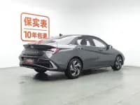 Hyundai Elantra 2023 1.5L CVT LUX Premium Edition — миниатюра 2