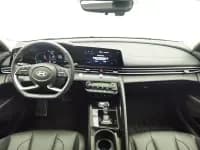 Hyundai Elantra 2023 1.5L CVT LUX Premium Edition — миниатюра 5