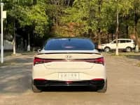 Hyundai Elantra 2022 1.5L CVT LUX Premium Edition — миниатюра 8