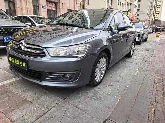 Citroën C4 2013 Sedan 1.6L Automatic Premium Edition