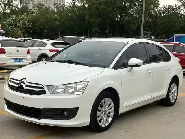Citroën C4 2016 Classic Sedan 1.6L Automatic Premium Edition