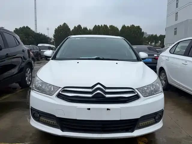 Citroën C4 2013 Sedan 1.6L Automatic Premium Edition