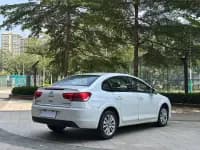 Citroën C4 2014 VTS 1.6L Manual Premium Edition — миниатюра 11