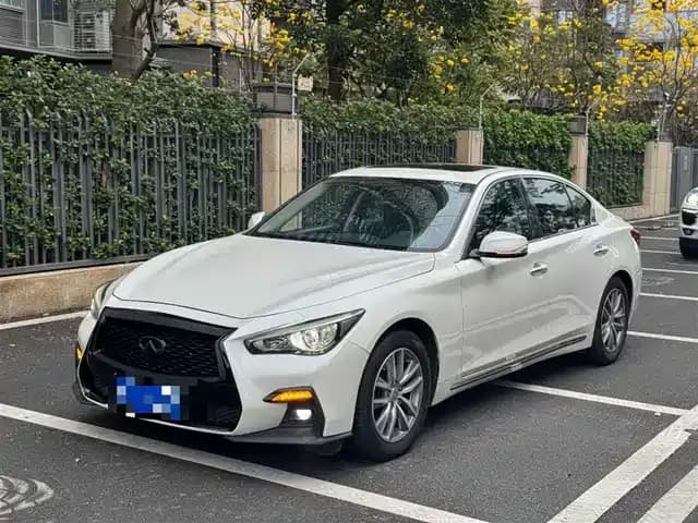 Infiniti Q50L 2018 2.0T Comfort Edition (National V Emission Standard)