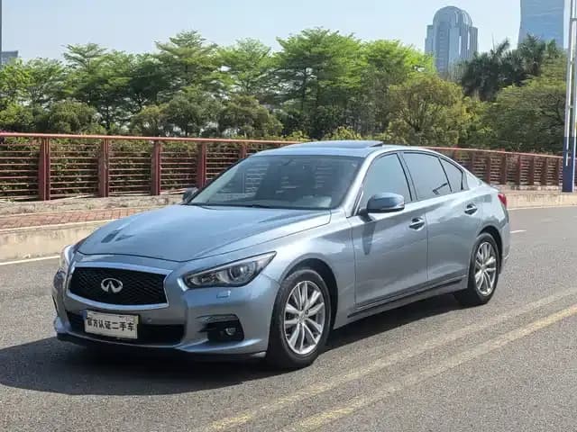 Infiniti Q50L 2015 2.0T Enjoy Edition