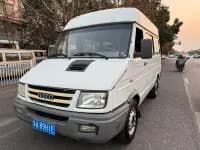 Iveco DeYi 2014 Model 2.5T-A35 NJ6485AC47Z4 — миниатюра 1