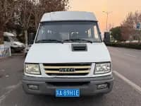 Iveco DeYi 2014 Model 2.5T-A35 NJ6485AC47Z4 — миниатюра 2