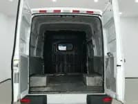 Iveco DeYi 2020 2.8T V35 Van with Dual Tires, Mid-Roof, 3 Seats, Side Sliding Door, National VI Emission Standard — миниатюра 16