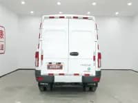 Iveco DeYi 2020 2.8T V35 Van with Dual Tires, Mid-Roof, 3 Seats, Side Sliding Door, National VI Emission Standard — миниатюра 4