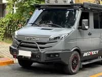 Iveco DeYi 2023 2.5T A35M1 Short Wheelbase Mid-Roof Single Tire Side Sliding Door 5-9 Seats — миниатюра 5