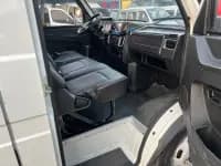 Iveco DeYi 2023 2.5T A35M1 Short Wheelbase Mid-Roof Dual Tires Side Sliding Door 5-9 Seats — миниатюра 8