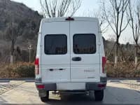 Iveco DeYi 2020 2.5T A35 Bus, Single Tire, Mid-Roof, 5-9 Seats, National VI Emission Standard — миниатюра 10