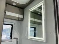 Iveco C-type rooftop motorhome, 2023 model, 3.0T automatic. — миниатюра 32