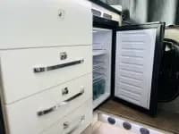 Iveco C-type rooftop motorhome, 2023 model, 3.0T automatic. — миниатюра 38