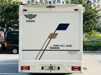 Iveco C-type rooftop motorhome, 2023 model, 3.0T automatic. — миниатюра 5