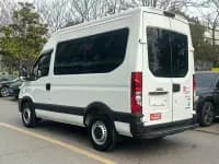 Iveco Daily 2021 2.0T Manual Short Wheelbase High Roof Side Sliding Door F1A — миниатюра 3