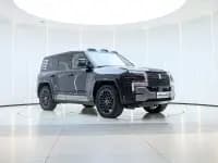 Looking up at the 2023 U8 Luxury Edition — миниатюра 5