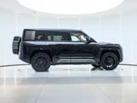 Looking up at the 2023 U8 Luxury Edition — миниатюра 7