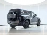 Looking up at the 2023 U8 Luxury Edition — миниатюра 8