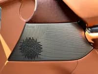 Looking up at the 2023 U8 Luxury Edition — миниатюра 22