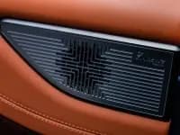 Looking up at the 2023 U8 Luxury Edition — миниатюра 23