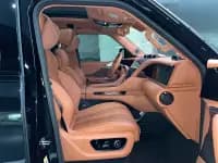 Looking up at the 2023 U8 Luxury Edition — миниатюра 11