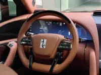 Looking up at the 2023 U8 Luxury Edition — миниатюра 12